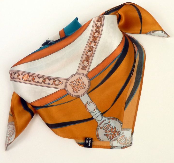 Apaszka gawroszka jedwabna energetyczna