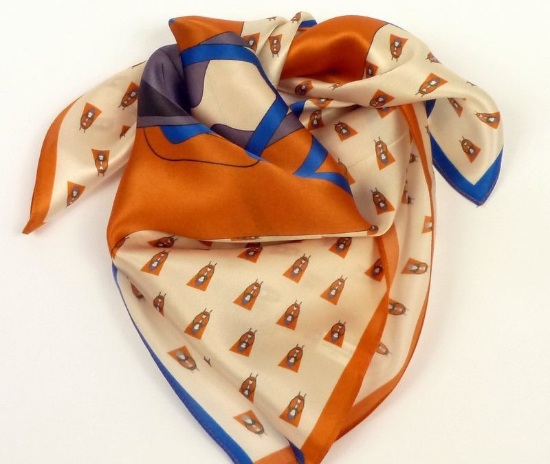 Apaszka gawroszka jedwabna konie