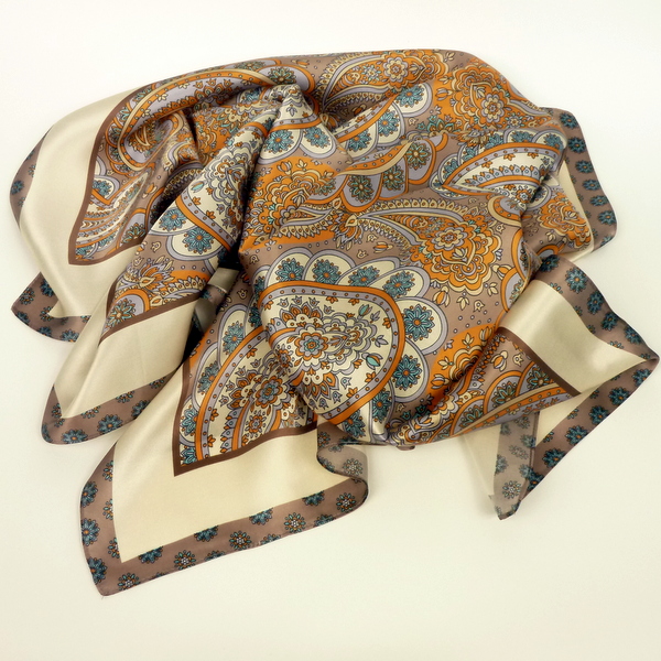 Apaszka jedwabna wzorzysta