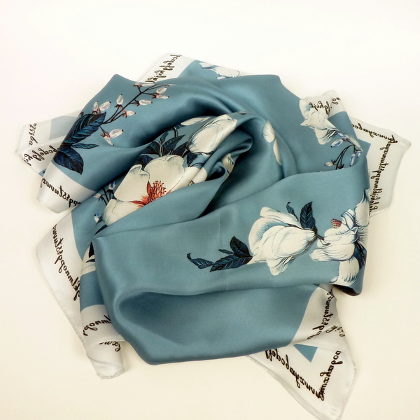 Apaszka jedwabna w kwiaty