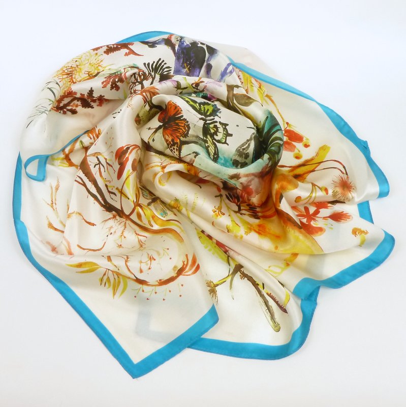 Jedwabna apaszka wzorzysta