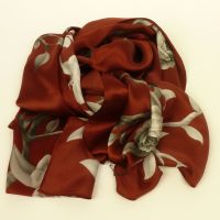 Szal jedwabny w kwiaty