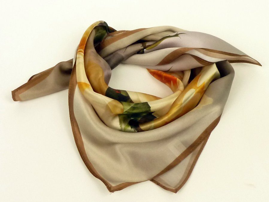 Apaszka jedwabna gawroszka róże