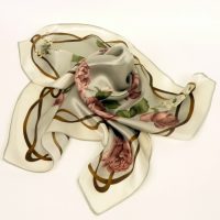 Apaszka gawroszka w róże