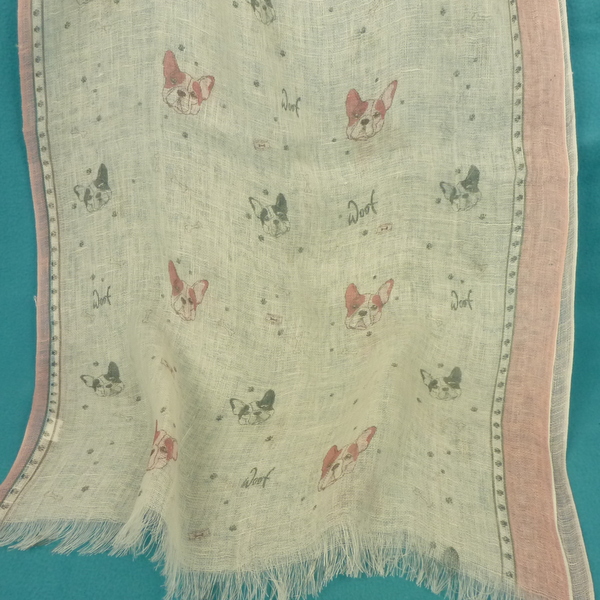 Szal z lnu w motyw piesków