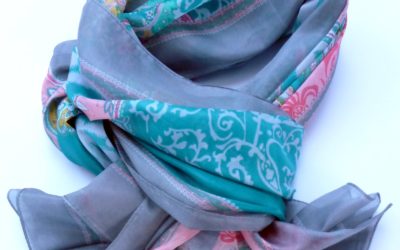 Jaki szalik do szarego płaszcza