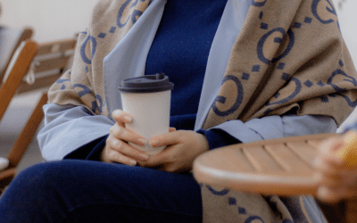 Jaki szal do damskiej marynarki