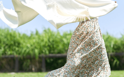 Wiosenne szale: jak wybrać idealny szal na nowy sezon?